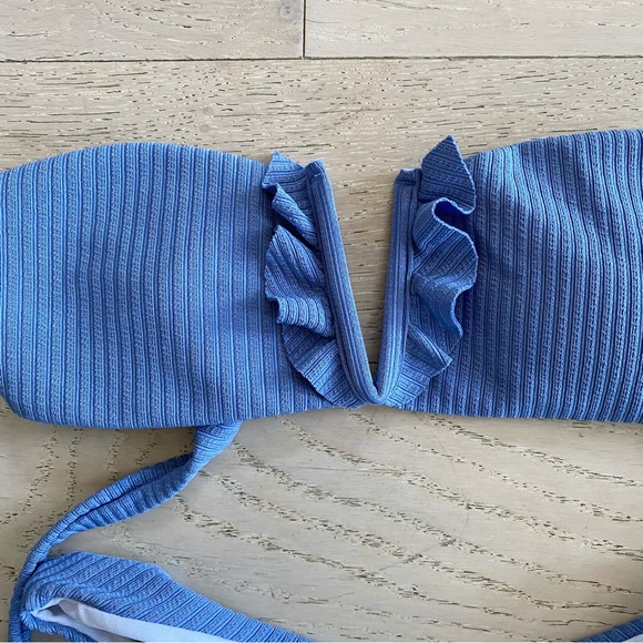 SHEIN Blue Ruffle Bikini - Picture 3 of 5